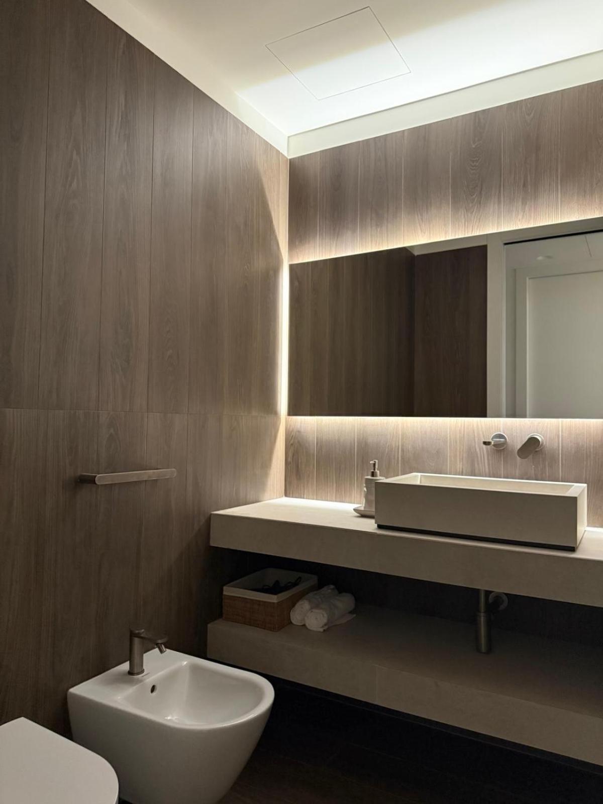 Ando'S Boutique Apartment Milaan Buitenkant foto